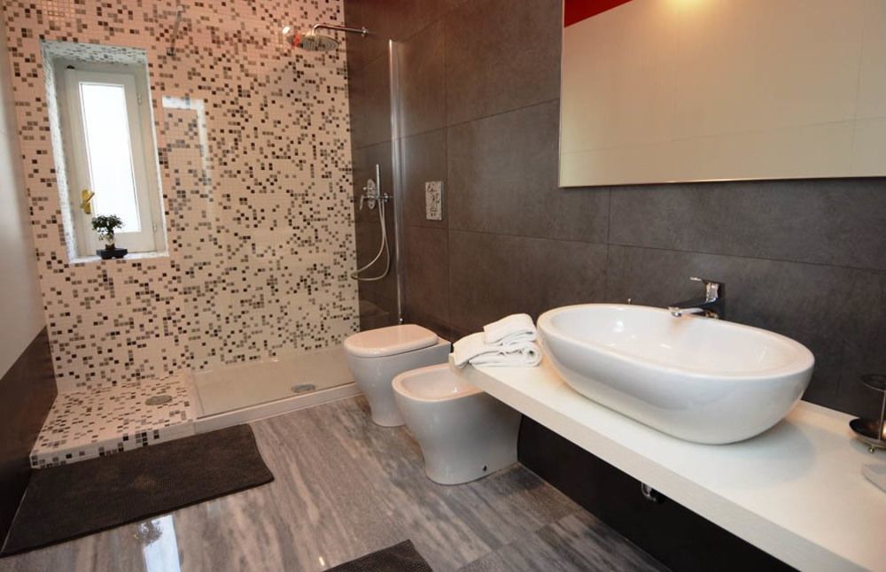 B&B Domus Garibaldi Salerno Eksteriør billede